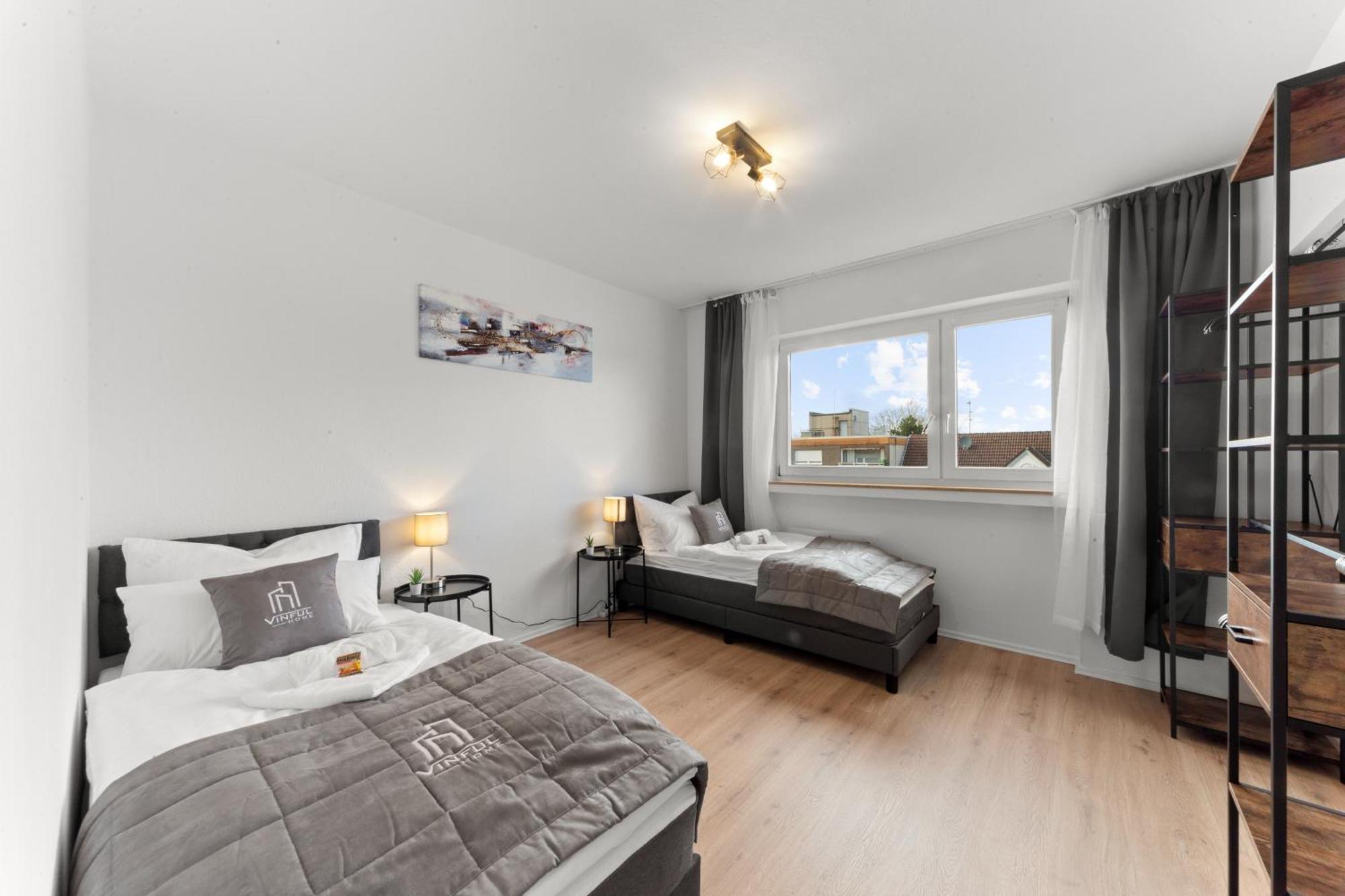 Vinful: Premium-Apartment Mit Balkon Und Parkplatz Mülheim an der Ruhr Exteriör bild